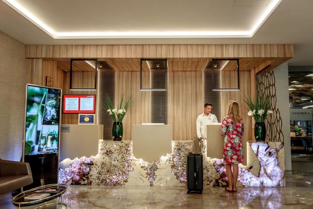 Ramada By Wyndham Ramnicu Valcea Hotel Bagian luar foto